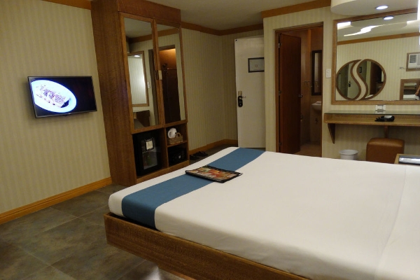 Hotel Victoria Court Cuneta